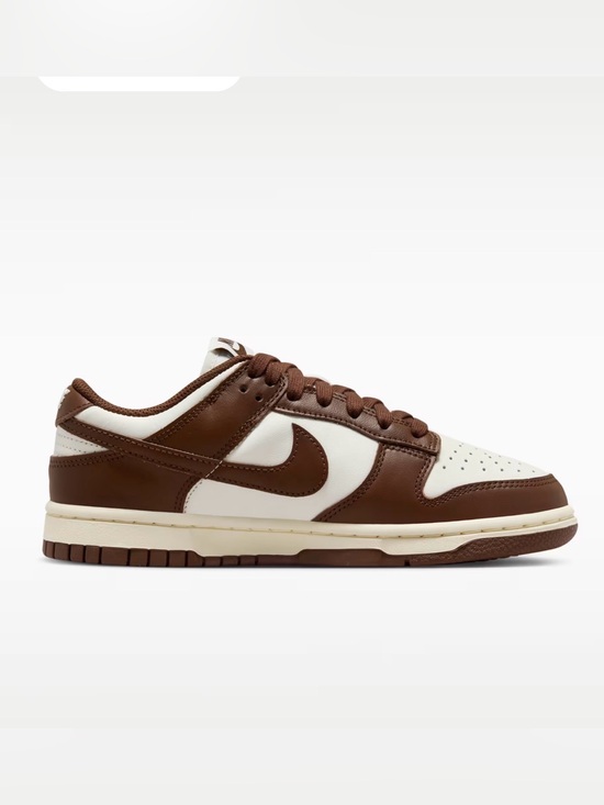 Nike Shoes - Nike Dunk Low - Brown/White